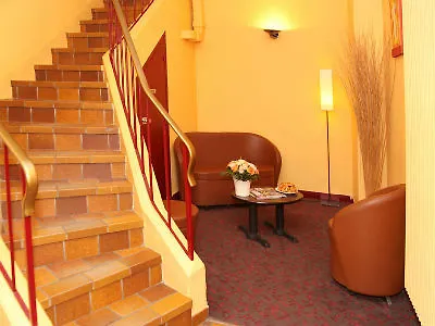 Jardins De Montmartre Hotel Paris