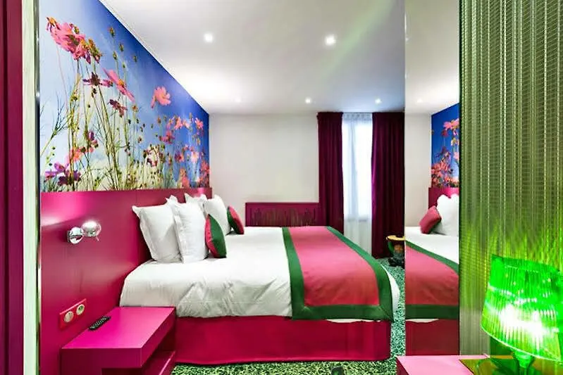 Jardins De Montmartre Hotel Paris France