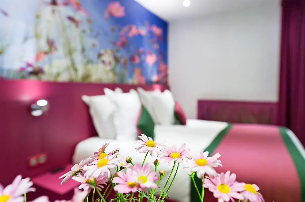 Jardins De Montmartre Hotel Paris