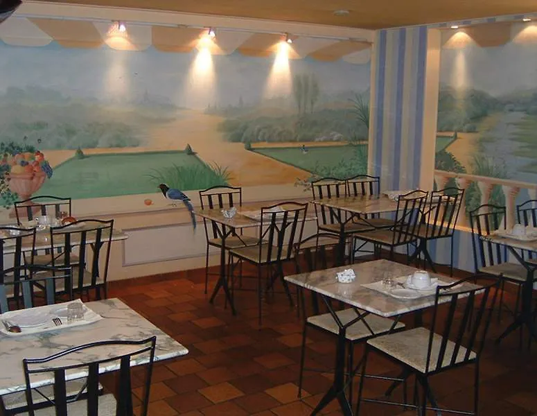 Jardins De Montmartre Hotel Paris